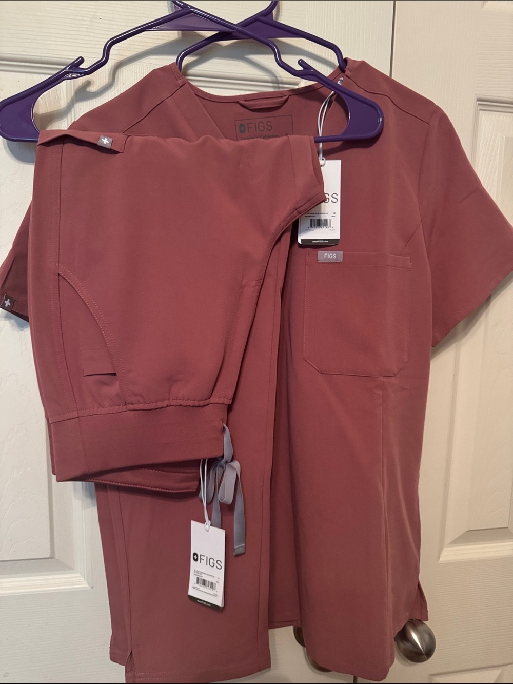 Figs Women's Track Jogger Scrub Set - Rosewood
